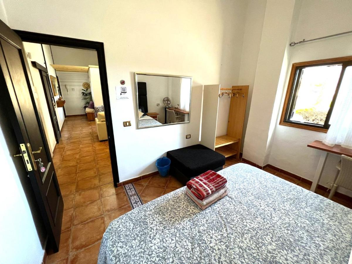 Alcamar Habitacion Privada Con Las Areas De Sala, Cocina Y Bano Que Se Comparten Cerca Al Mar! Alcalá la Real Extérieur photo