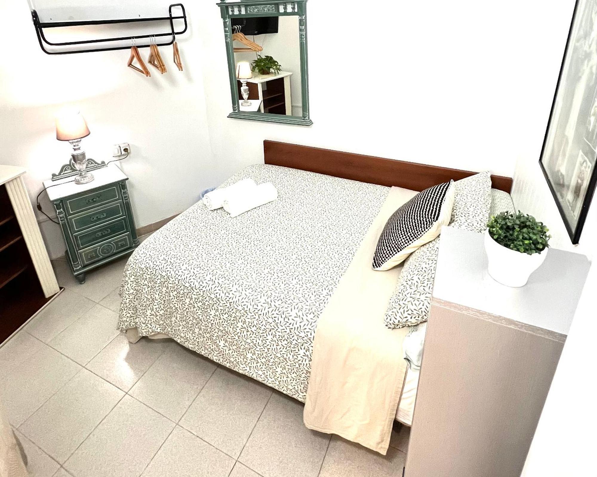 Alcamar Habitacion Privada Con Las Areas De Sala, Cocina Y Bano Que Se Comparten Cerca Al Mar! Alcalá la Real Extérieur photo