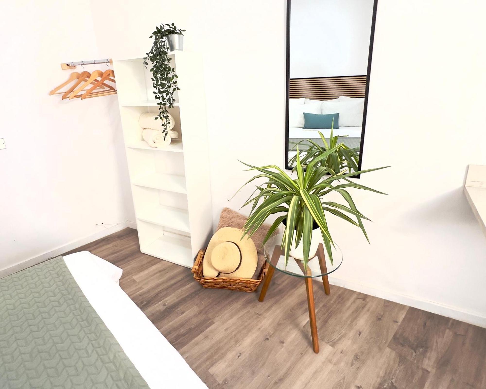 Alcamar Habitacion Privada Con Las Areas De Sala, Cocina Y Bano Que Se Comparten Cerca Al Mar! Alcalá la Real Extérieur photo
