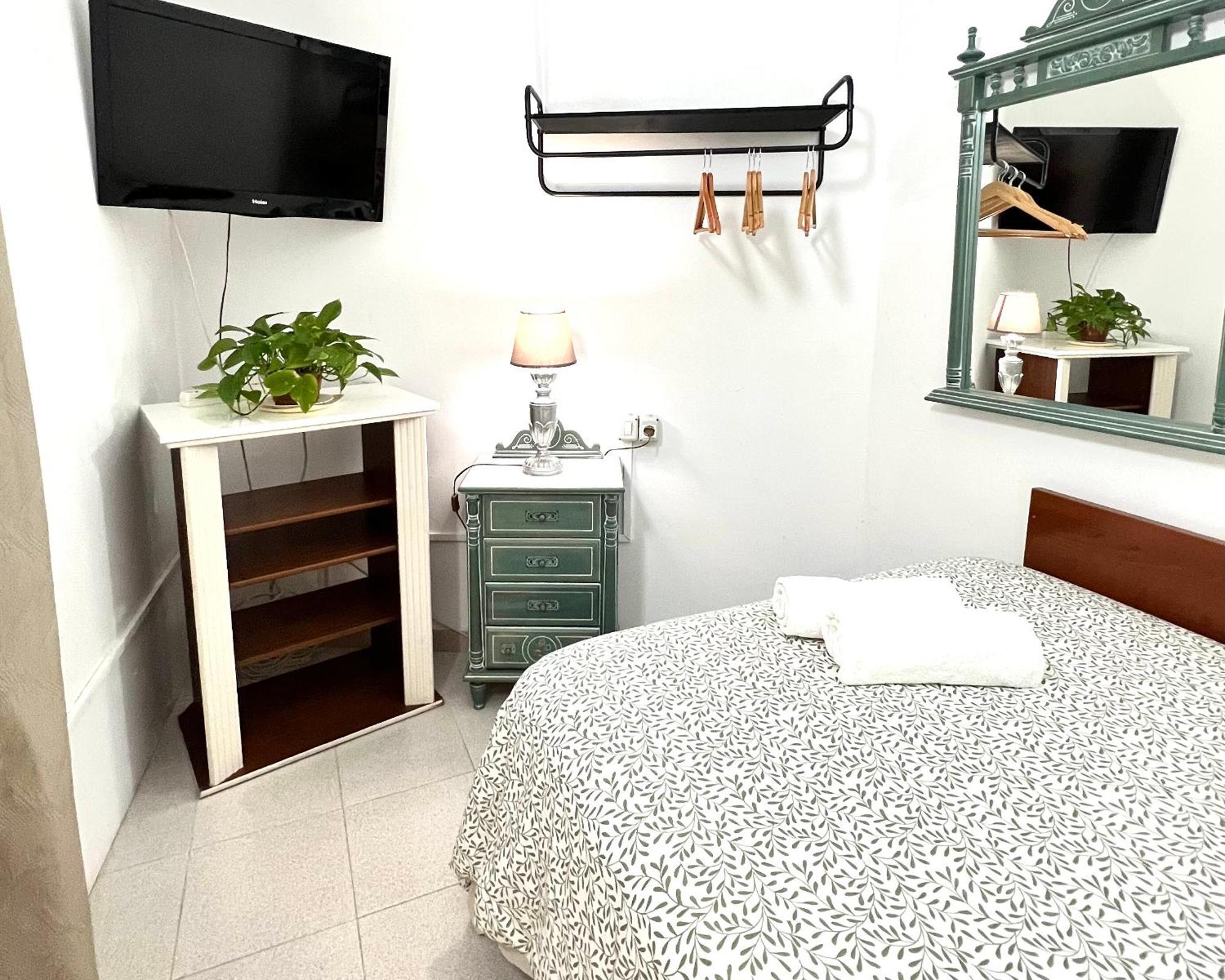 Alcamar Habitacion Privada Con Las Areas De Sala, Cocina Y Bano Que Se Comparten Cerca Al Mar! Alcalá la Real Extérieur photo